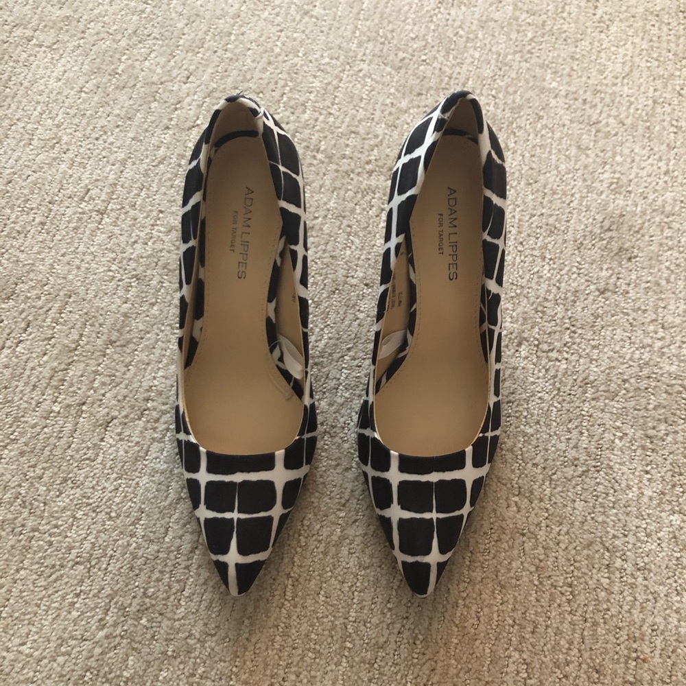 Black and white patterned heels